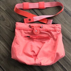 RARE Lululemon Wanderlust Diversity Crossbody Bag!
